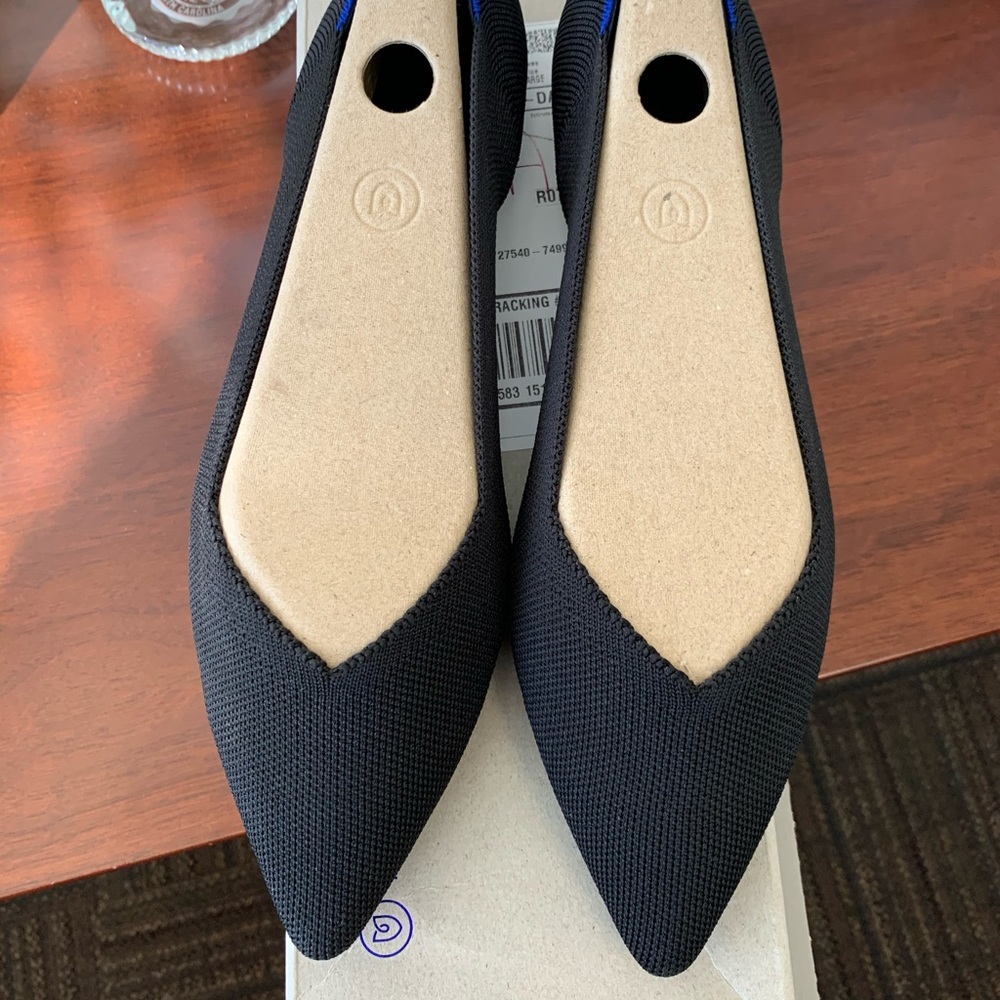 Rothys the Point